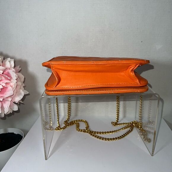 NWOT Caviar Quilted Leather Handbag - Picture 7 of 8